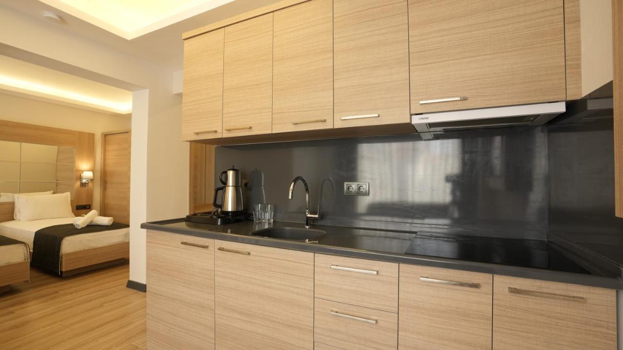 Alesta Seaside Residence フェティエ エクステリア 写真