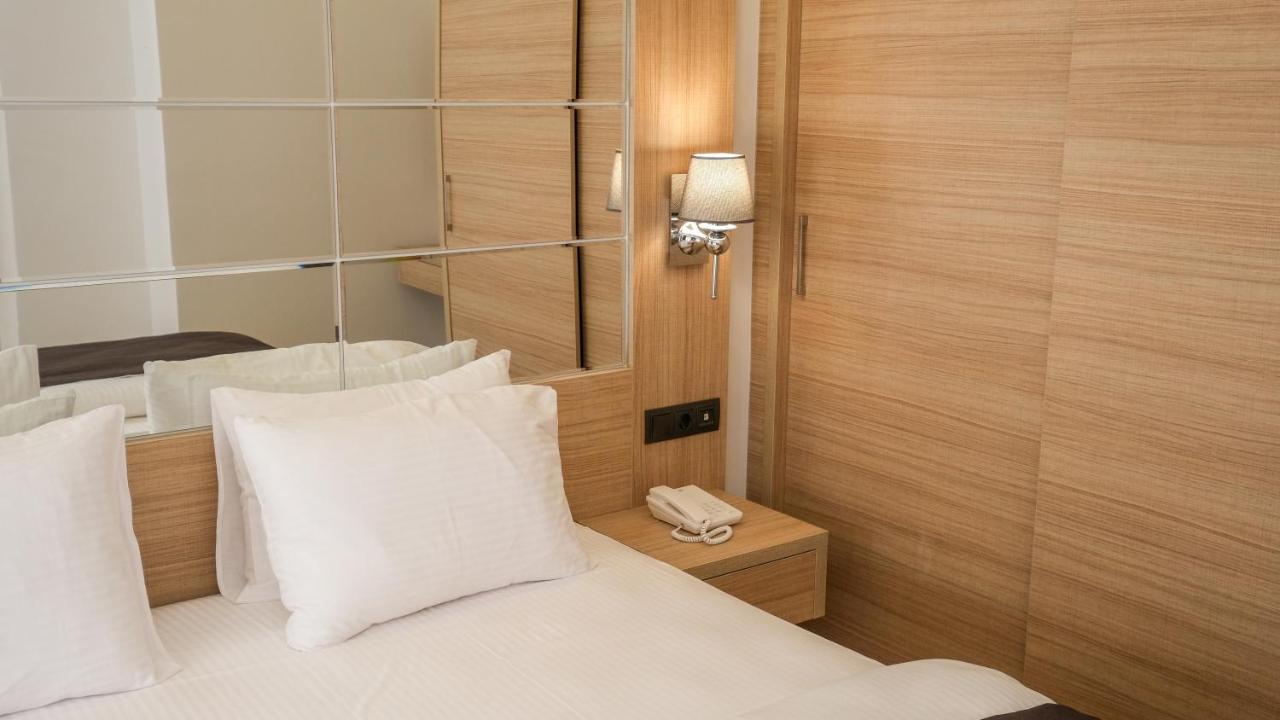 Alesta Seaside Residence フェティエ エクステリア 写真
